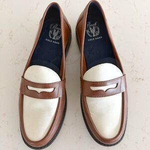 Cole Haan Two-Tone Leather two tone penny Loafers women’s 9